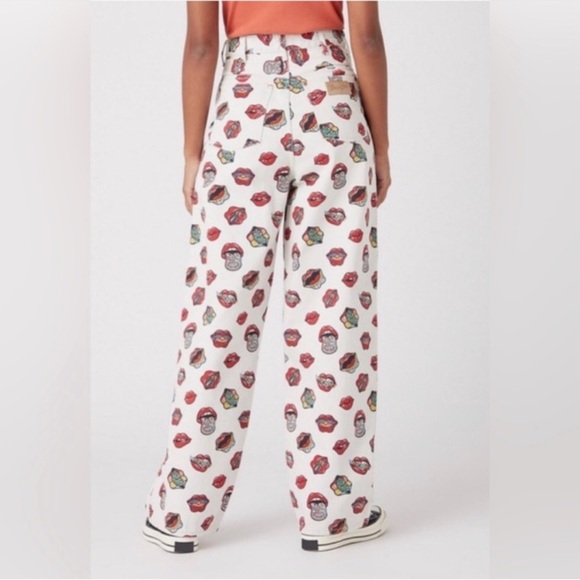 Free People Wrangler Read My Lips Barrel 652 High Rise Jeans Rolling Stone - Picture 6 of 12
